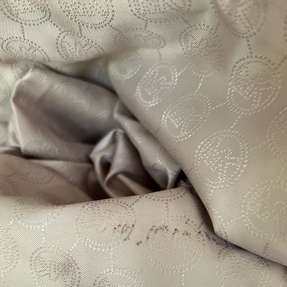 MICHAEL KORS BEDFORD TASSEL FUSCHIA PEBBLE LEATHER FLAP SHOULDER BAG CROSSBODY - Picture 11 of 16